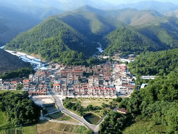 云浮市新兴县簕竹镇省级新农村示范片工程项目