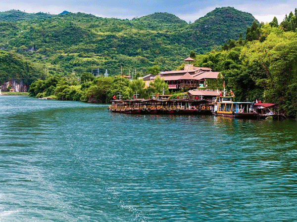 连州市凤凰岩旅游度假区项目