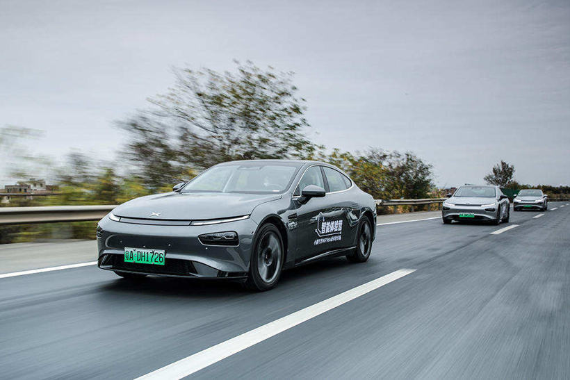 小鹏汽车定制化服务能力建设项目资金申请报告、智能电动汽车新型电子电气架构关键技术研发及应用资金申请报告