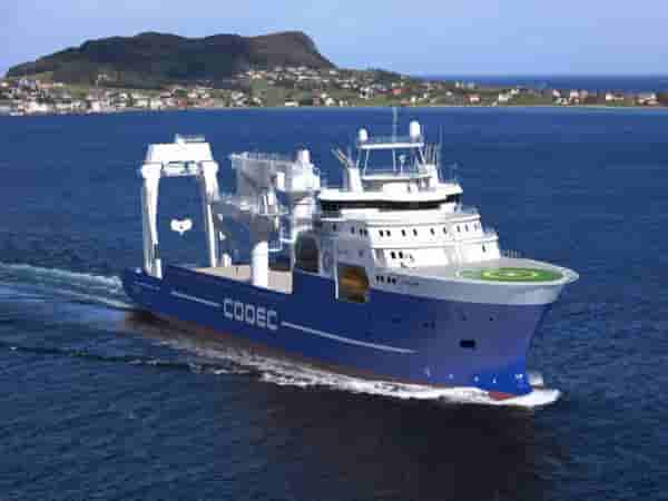 南海深水多功能安装船购置项目