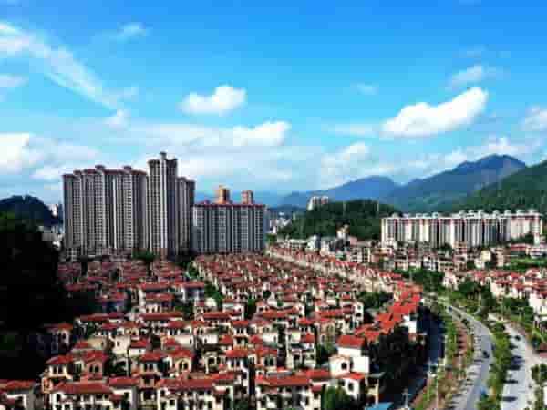 云城区促进镇（街）域经济高质量发展的实施意见